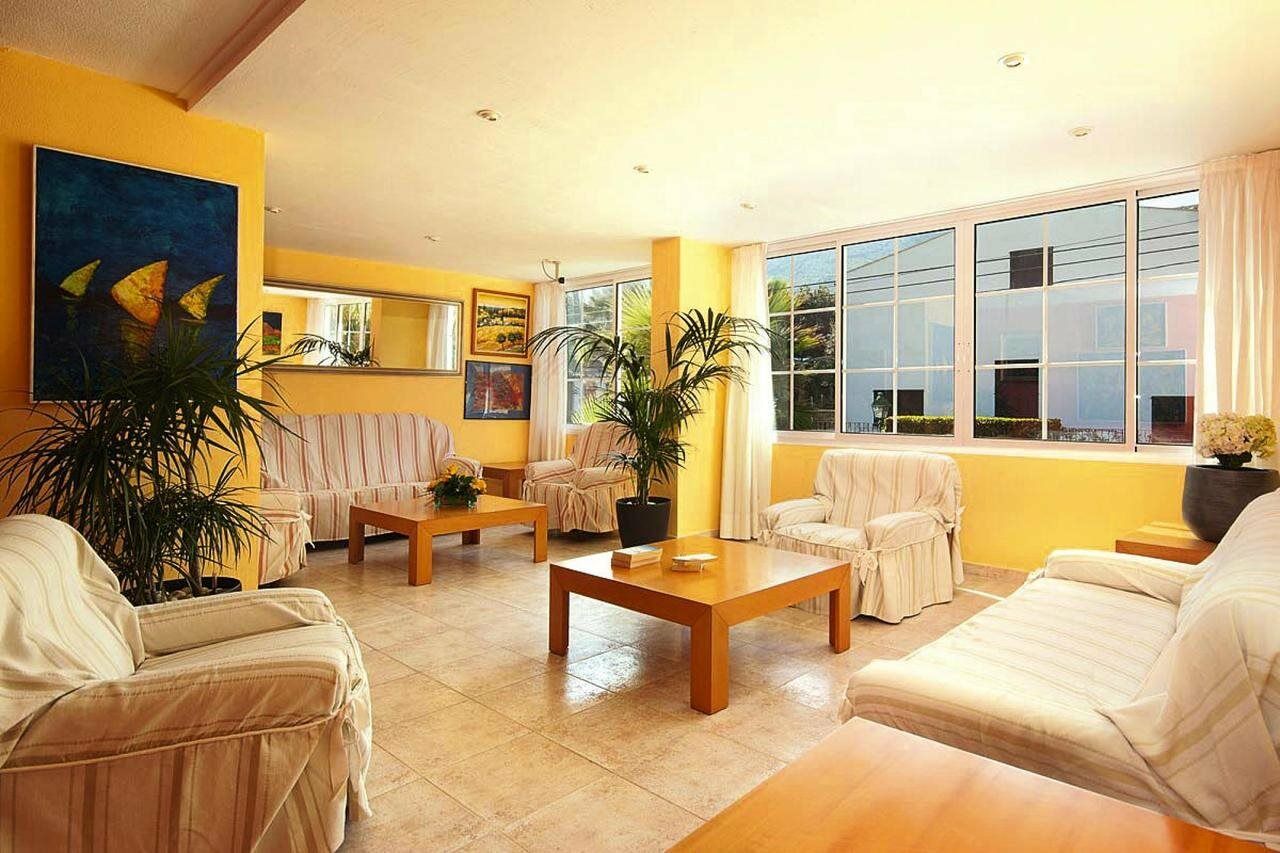 Pinos Altos Apartments Cala de Sant Vicenc Exterior foto